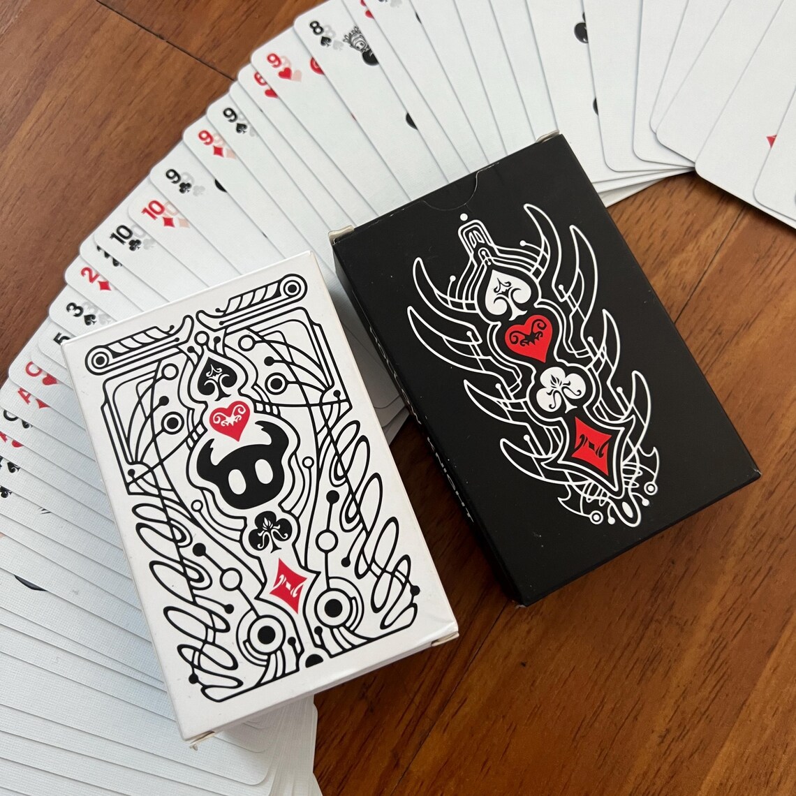 Hollow Knight Standard Poker C - Board Games incelemesi ve fiyatı